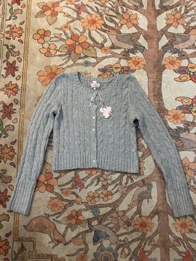 Pink Republic Light Gray Cable-Knit Cropped Cardigan